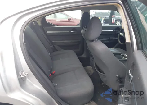 2010 Dodge Charger z USA, uszkodzony, nr VIN 2B3CA4CV9AH270982